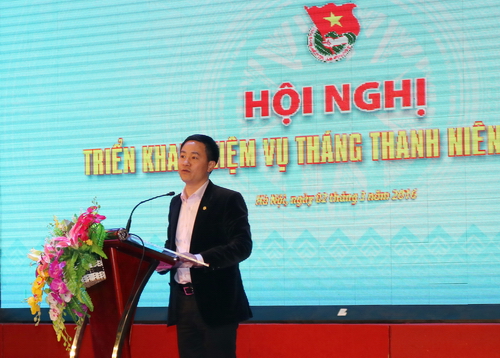 Đồng chí Trần Anh Tuấn – UV BCH Trung ương Đoàn, Phó Bí thư Thường trực Thành đoàn, Chủ tịch Hội đồng Đội thành phố Hà Nội phát biểu tại hội nghị