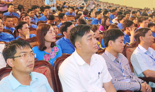 235 đại biểu những cán bộ, đoàn viên tiêu biểu trên các lĩnh vực công tác thuộc các cơ sở Đoàn trực thuộc đã về dự Đại hội
