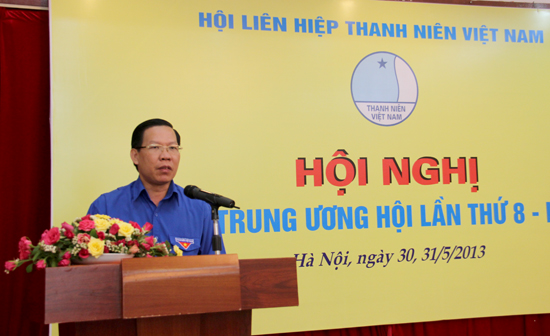 nh Phan Văn Mãi, Bí thư Thường trực Trung ương Đoàn, Chủ tịch Trung ương Hội LHTN Việt Nam phát biểu khai mạc Hội nghị.