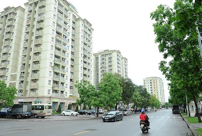 Điểm đầu phố Nguyễn Lam là ngã ba tòa nhà N12-2, Khu đô thị Sài Đồng