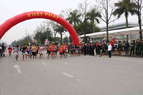 Bắc Ninh: 150 vận động viên tham dự giải chạy Nagakawa “Khỏe để lập nghiệp và giữ nước” Cúp Báo Bắc Ninh 