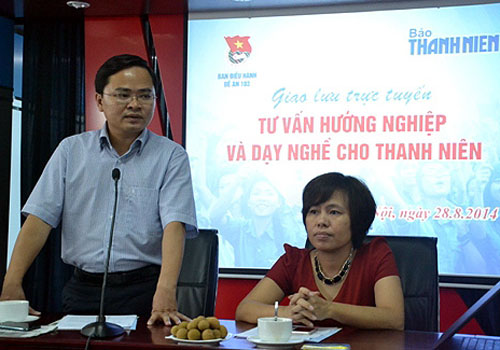 Đồng chí Nguyễn Anh Tuấn phát biểu tại buổi giao lưu