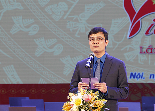 Bí thư TƯ Đoàn Bùi Quang Huy phát biểu tại lễ tổng kết