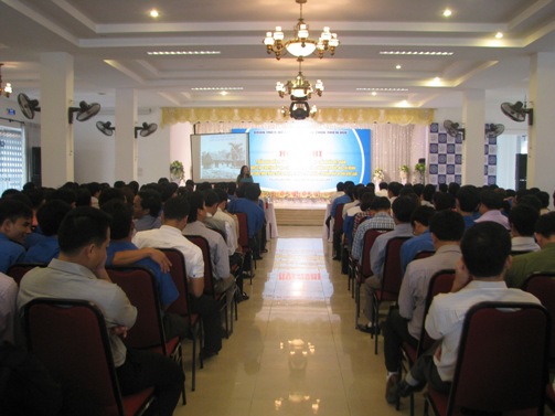  Hội nghị triển khai Hiến pháp nước Cộng hòa xã hội chủ nghĩa Việt Nam.