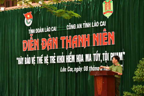 Đại tá Phạm Gia Chiến, Trưởng phòng Tham mưu Công an tỉnh Lào Cai thông tin về các vấn đề ma túy, tội phạm trên địa bàn tỉnh